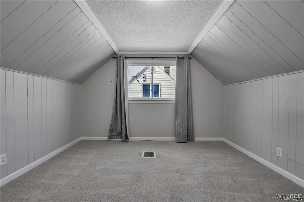 40 Remington Place, Buffalo, New York 14210, Buffalo, New York 14210, 3 Bedrooms Bedrooms, 7 Rooms Rooms,1 BathroomBathrooms,Residential,For Sale,40 Remington Place, Buffalo, New York 14210,B1621898