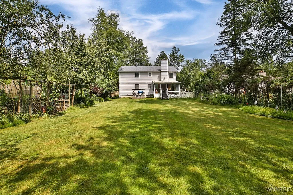 4610 Harris Hill Road, Clarence, New York 14221, Clarence, New York 14221, 4 Bedrooms Bedrooms, 14 Rooms Rooms,2 BathroomsBathrooms,Residential,For Sale,4610 Harris Hill Road, Clarence, New York 14221,B1621814