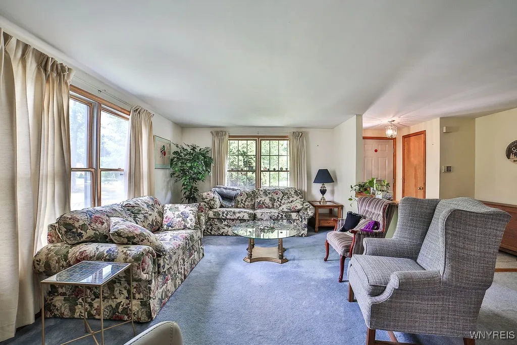 Front Living room