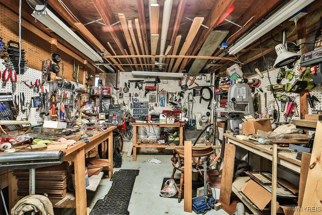 Full dry Basement