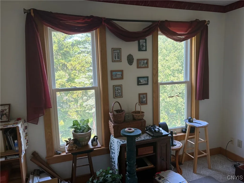 2nd floor sitting area