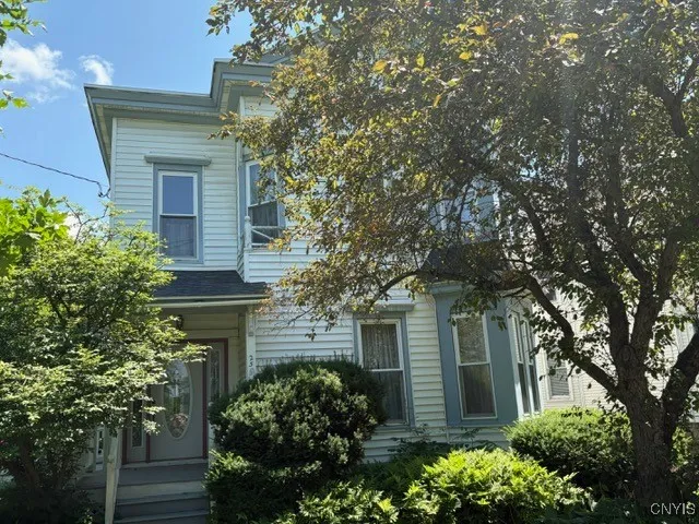 256 East Walnut Street, Oneida, New York 13421, Oneida, New York 13421, 4 Bedrooms Bedrooms, 9 Rooms Rooms,2 BathroomsBathrooms,Residential,For Sale,256 East Walnut Street, Oneida, New York 13421,S1620918
