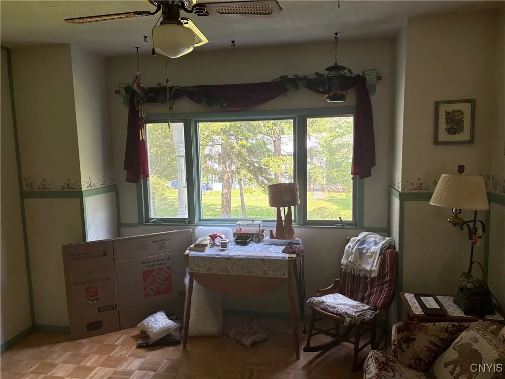1st floor den