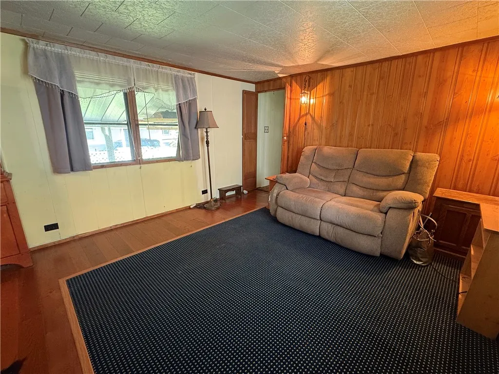 36 Patio Drive, Penfield, New York 14625, Penfield, New York 14625, 2 Bedrooms Bedrooms, 4 Rooms Rooms,1 BathroomBathrooms,Residential,For Sale,36 Patio Drive, Penfield, New York 14625,R1621900