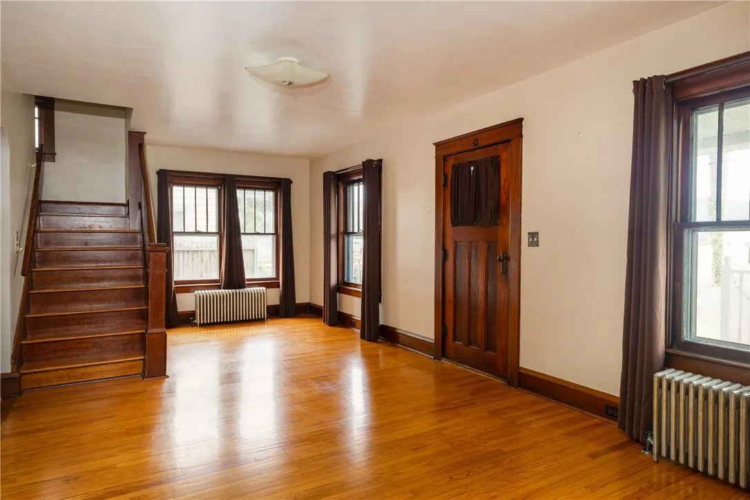 1995 Grand Central Avenue, Horseheads, New York 14, Horseheads, New York 14845, 3 Bedrooms Bedrooms, 9 Rooms Rooms,1 BathroomBathrooms,Residential,For Sale,1995 Grand Central Avenue, Horseheads, New York 14,R1621897