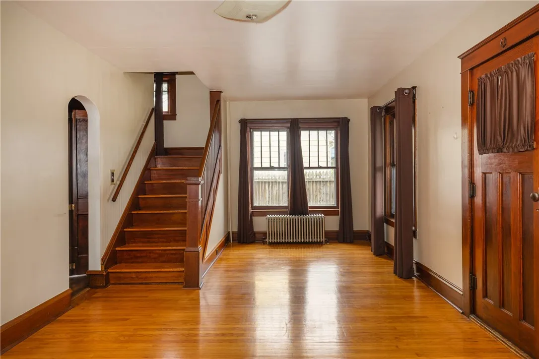 1995 Grand Central Avenue, Horseheads, New York 14, Horseheads, New York 14845, 3 Bedrooms Bedrooms, 9 Rooms Rooms,1 BathroomBathrooms,Residential,For Sale,1995 Grand Central Avenue, Horseheads, New York 14,R1621897