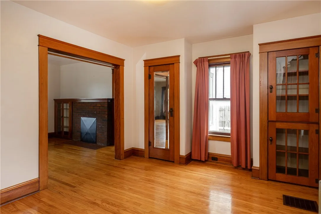1995 Grand Central Avenue, Horseheads, New York 14, Horseheads, New York 14845, 3 Bedrooms Bedrooms, 9 Rooms Rooms,1 BathroomBathrooms,Residential,For Sale,1995 Grand Central Avenue, Horseheads, New York 14,R1621897