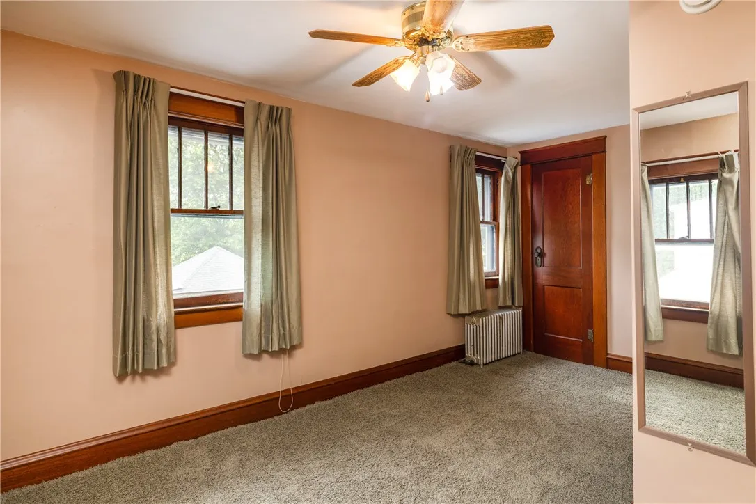 1995 Grand Central Avenue, Horseheads, New York 14, Horseheads, New York 14845, 3 Bedrooms Bedrooms, 9 Rooms Rooms,1 BathroomBathrooms,Residential,For Sale,1995 Grand Central Avenue, Horseheads, New York 14,R1621897