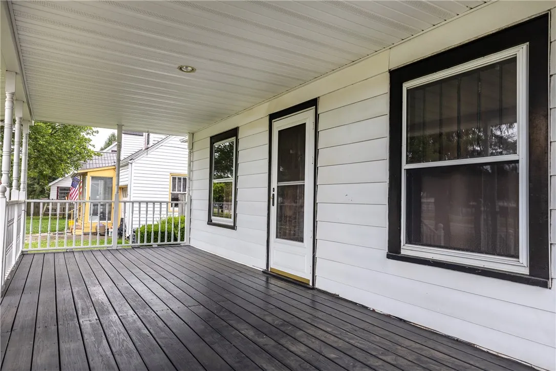 1995 Grand Central Avenue, Horseheads, New York 14, Horseheads, New York 14845, 3 Bedrooms Bedrooms, 9 Rooms Rooms,1 BathroomBathrooms,Residential,For Sale,1995 Grand Central Avenue, Horseheads, New York 14,R1621897