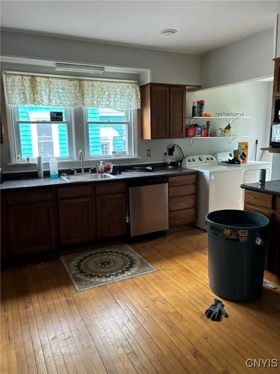 8 Pearl Street, Cortland, New York 13045, Cortland, New York 13045, 4 Bedrooms Bedrooms, 8 Rooms Rooms,2 BathroomsBathrooms,Residential,For Sale,8 Pearl Street, Cortland, New York 13045,S1621210
