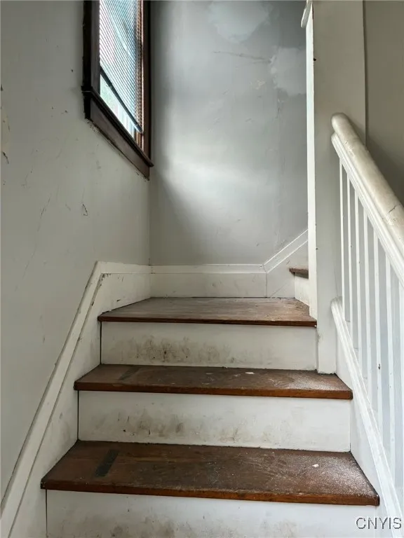 8 Pearl Street, Cortland, New York 13045, Cortland, New York 13045, 4 Bedrooms Bedrooms, 8 Rooms Rooms,2 BathroomsBathrooms,Residential,For Sale,8 Pearl Street, Cortland, New York 13045,S1621210