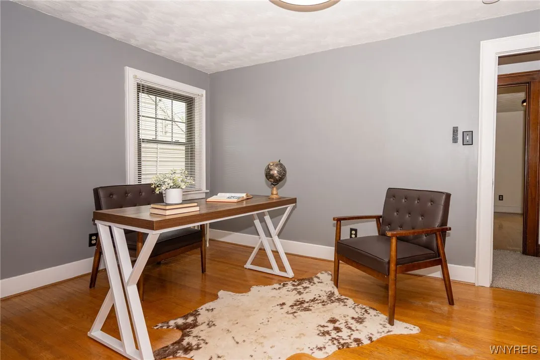 2912 Eggert Road, Tonawanda, New York 14150, Tonawanda, New York 14150, 3 Bedrooms Bedrooms, 9 Rooms Rooms,1 BathroomBathrooms,Residential,For Sale,2912 Eggert Road, Tonawanda, New York 14150,B1621675