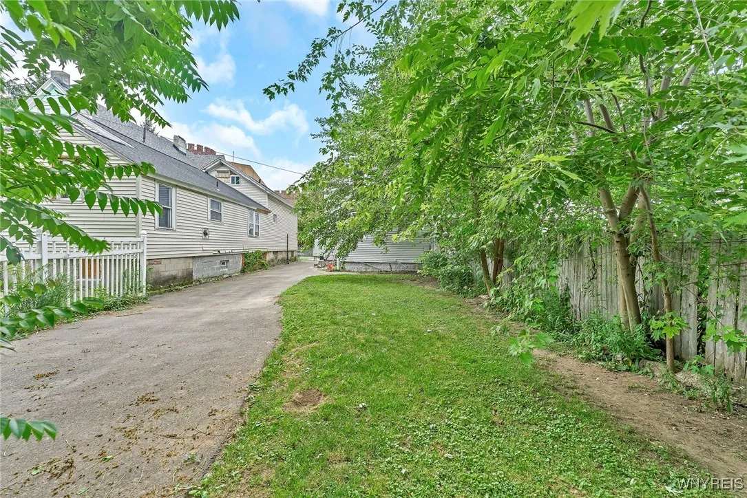 651 Prospect Avenue, Buffalo, New York 14213, Buffalo, New York 14213, 5 Bedrooms Bedrooms, ,2 BathroomsBathrooms,Residential,For Sale,651 Prospect Avenue, Buffalo, New York 14213,B1621681