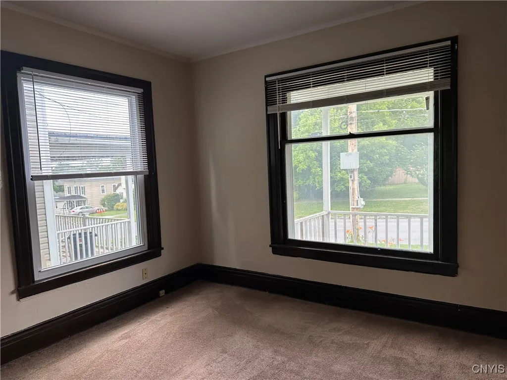 4 Cottage Street, Auburn, New York 13021, Auburn, New York 13021, 1 Bedroom Bedrooms, 5 Rooms Rooms,1 BathroomBathrooms,Residential Lease,Closed,4 Cottage Street, Auburn, New York 13021,S1621040