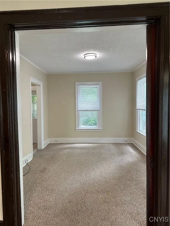 4 Cottage Street, Auburn, New York 13021, Auburn, New York 13021, 1 Bedroom Bedrooms, 5 Rooms Rooms,1 BathroomBathrooms,Residential Lease,Closed,4 Cottage Street, Auburn, New York 13021,S1621040