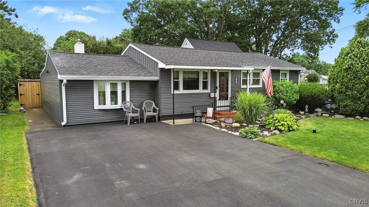 511 Drexler Street, Salina, New York 13088, Salina, New York 13088, 2 Bedrooms Bedrooms, 6 Rooms Rooms,2 BathroomsBathrooms,Residential,For Sale,511 Drexler Street, Salina, New York 13088,S1621911