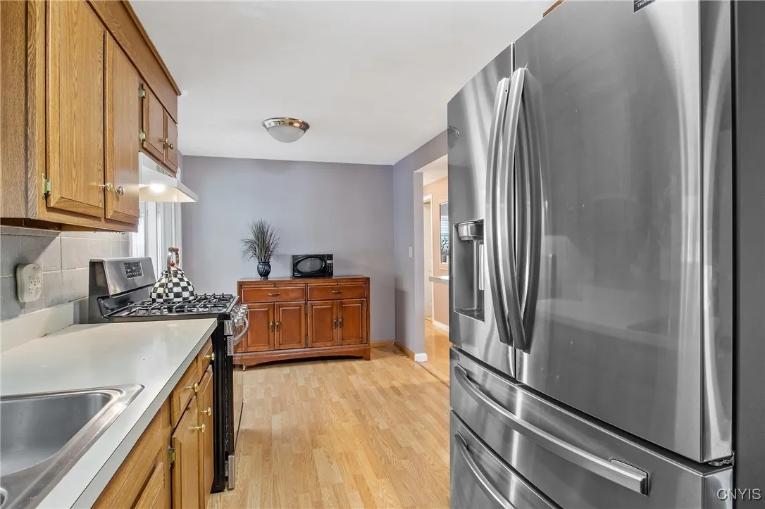 511 Drexler Street, Salina, New York 13088, Salina, New York 13088, 2 Bedrooms Bedrooms, 6 Rooms Rooms,2 BathroomsBathrooms,Residential,For Sale,511 Drexler Street, Salina, New York 13088,S1621911