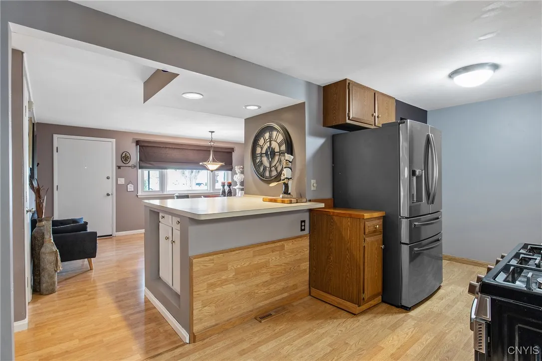 511 Drexler Street, Salina, New York 13088, Salina, New York 13088, 2 Bedrooms Bedrooms, 6 Rooms Rooms,2 BathroomsBathrooms,Residential,For Sale,511 Drexler Street, Salina, New York 13088,S1621911