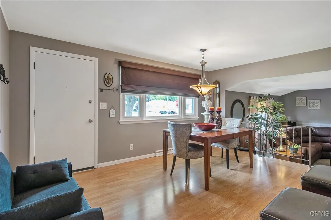 511 Drexler Street, Salina, New York 13088, Salina, New York 13088, 2 Bedrooms Bedrooms, 6 Rooms Rooms,2 BathroomsBathrooms,Residential,For Sale,511 Drexler Street, Salina, New York 13088,S1621911