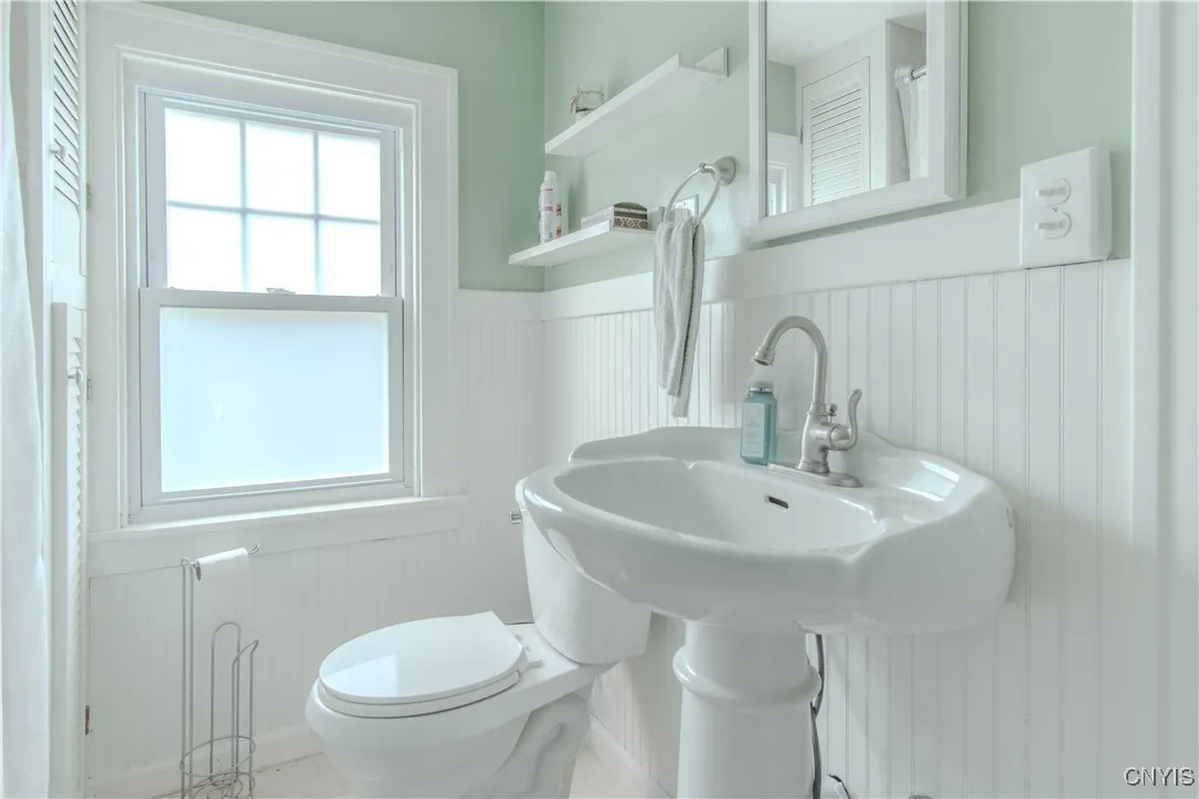 237 Michigan Avenue, Watertown City, New York 1360, Watertown City, New York 13601, 3 Bedrooms Bedrooms, 6 Rooms Rooms,1 BathroomBathrooms,Residential,For Sale,237 Michigan Avenue, Watertown City, New York 1360,S1621125