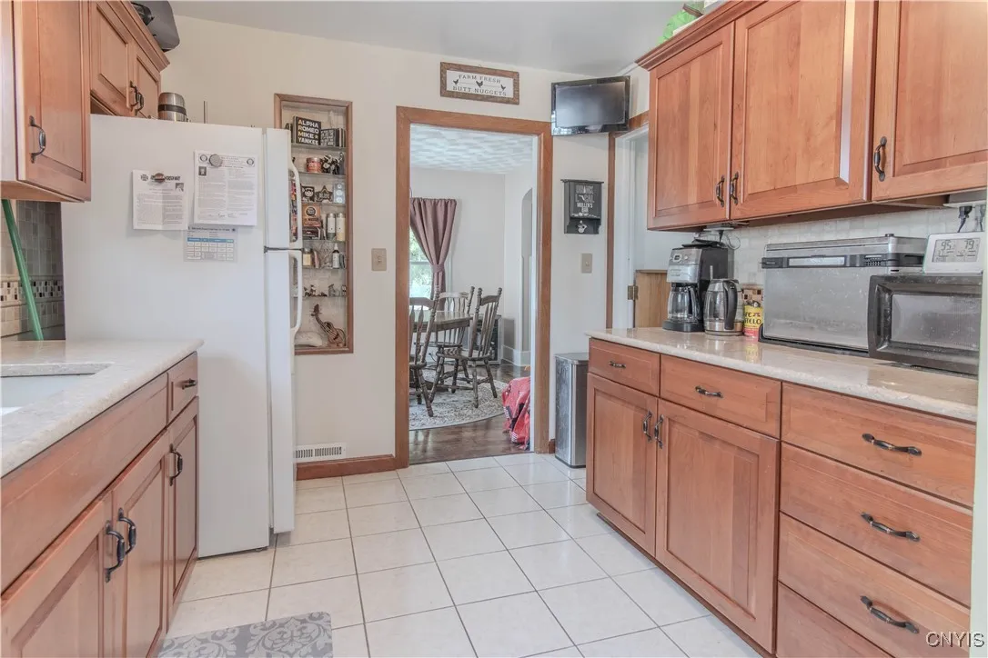 237 Michigan Avenue, Watertown City, New York 1360, Watertown City, New York 13601, 3 Bedrooms Bedrooms, 6 Rooms Rooms,1 BathroomBathrooms,Residential,For Sale,237 Michigan Avenue, Watertown City, New York 1360,S1621125