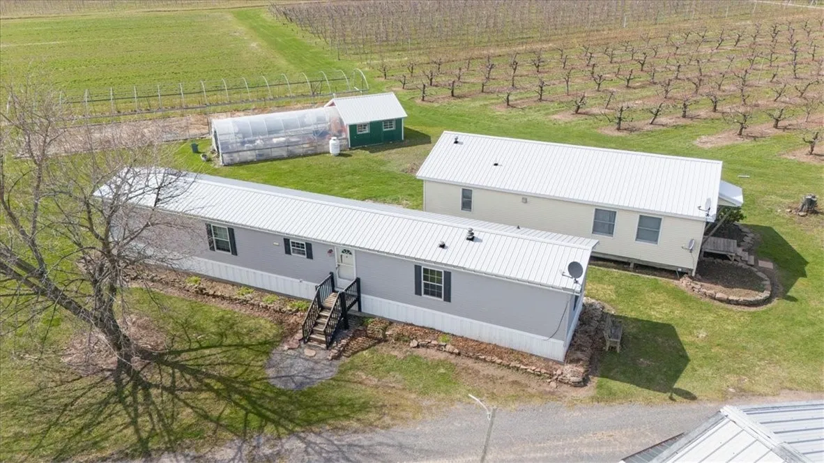 7277 Maple Ave, Sodus, New York 14551, Sodus, New York 14551, 7 Bedrooms Bedrooms, 15 Rooms Rooms,3 BathroomsBathrooms,Residential,For Sale,7277 Maple Ave, Sodus, New York 14551,R1621941