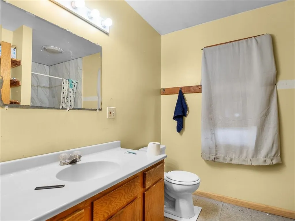 7277 Maple Ave, Sodus, New York 14551, Sodus, New York 14551, 7 Bedrooms Bedrooms, 15 Rooms Rooms,3 BathroomsBathrooms,Residential,For Sale,7277 Maple Ave, Sodus, New York 14551,R1621941