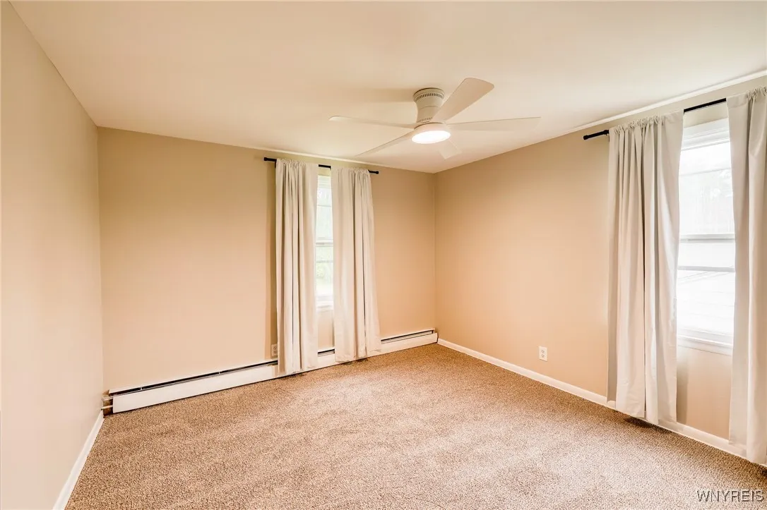 1946 Bedell Road, Grand Island, New York 14072, Grand Island, New York 14072, 3 Bedrooms Bedrooms, 7 Rooms Rooms,1 BathroomBathrooms,Residential,For Sale,1946 Bedell Road, Grand Island, New York 14072,B1621352