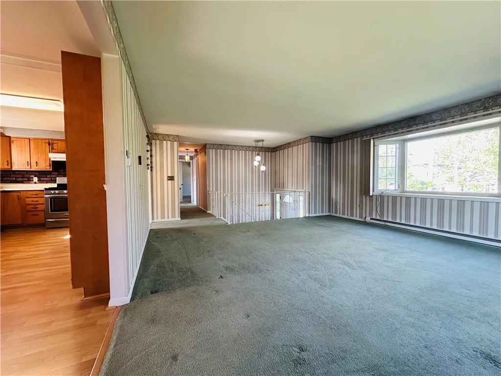 55 Wegman Street, Sennett, New York 13021, Sennett, New York 13021, 4 Bedrooms Bedrooms, 7 Rooms Rooms,1 BathroomBathrooms,Residential,For Sale,55 Wegman Street, Sennett, New York 13021,R1620292