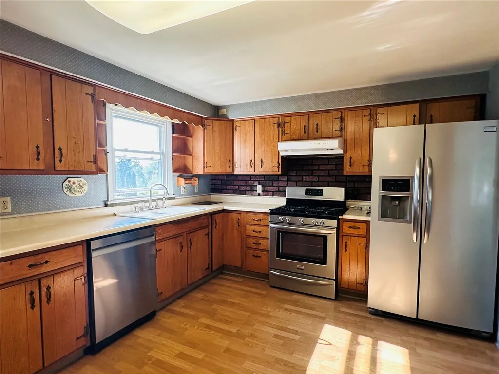 55 Wegman Street, Sennett, New York 13021, Sennett, New York 13021, 4 Bedrooms Bedrooms, 7 Rooms Rooms,1 BathroomBathrooms,Residential,For Sale,55 Wegman Street, Sennett, New York 13021,R1620292