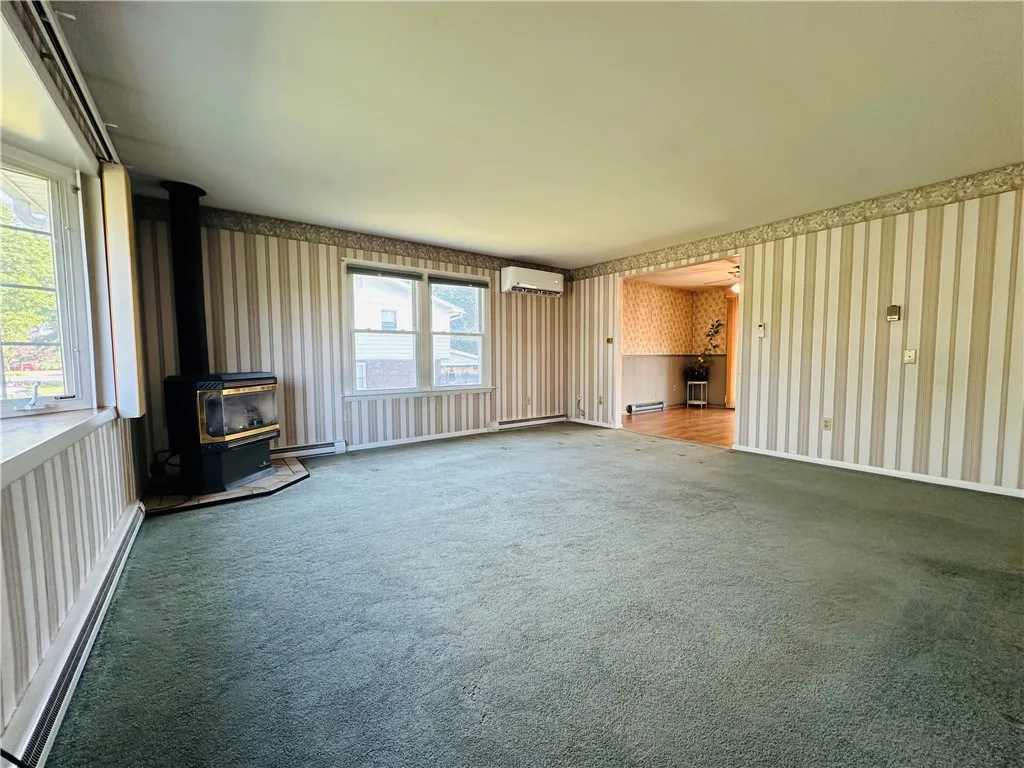 55 Wegman Street, Sennett, New York 13021, Sennett, New York 13021, 4 Bedrooms Bedrooms, 7 Rooms Rooms,1 BathroomBathrooms,Residential,For Sale,55 Wegman Street, Sennett, New York 13021,R1620292