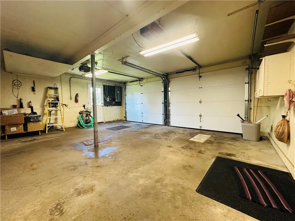 55 Wegman Street, Sennett, New York 13021, Sennett, New York 13021, 4 Bedrooms Bedrooms, 7 Rooms Rooms,1 BathroomBathrooms,Residential,For Sale,55 Wegman Street, Sennett, New York 13021,R1620292