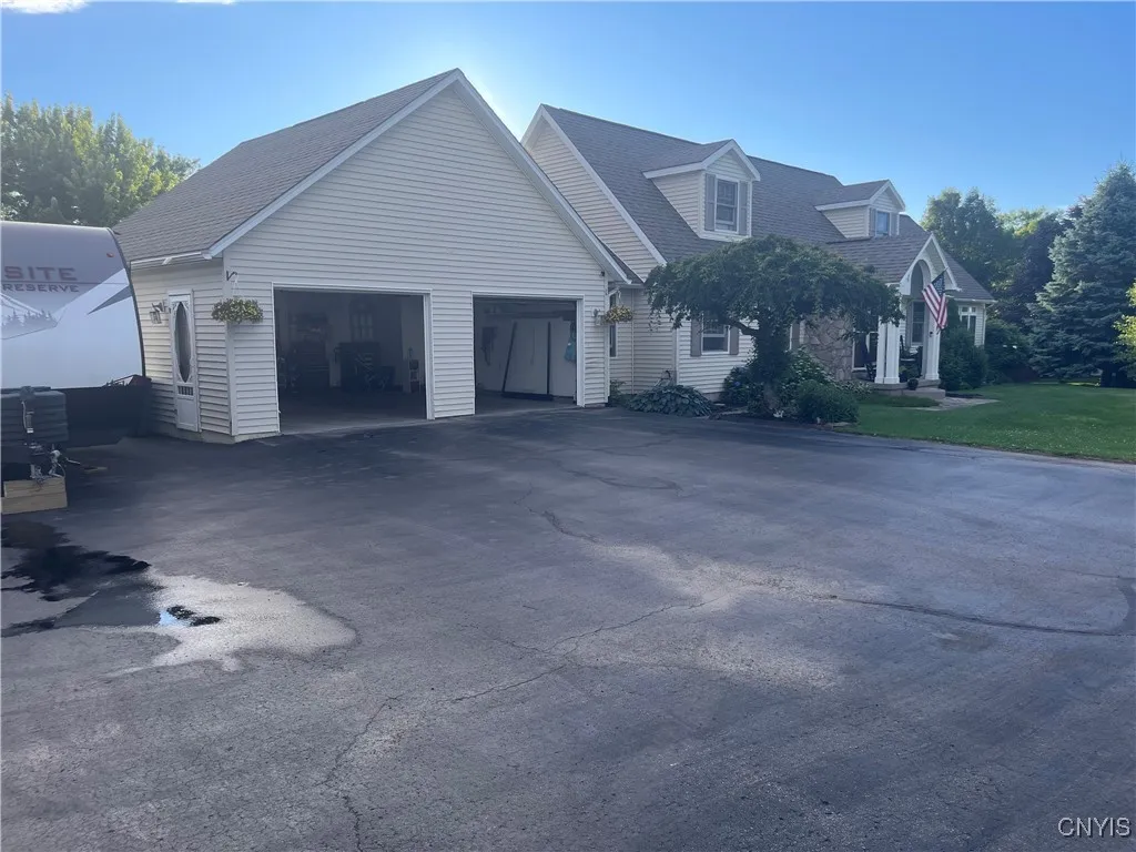 115 Meaney Circle, Scriba, New York 13126, Scriba, New York 13126, 4 Bedrooms Bedrooms, 14 Rooms Rooms,3 BathroomsBathrooms,Residential,For Sale,115 Meaney Circle, Scriba, New York 13126,S1621631