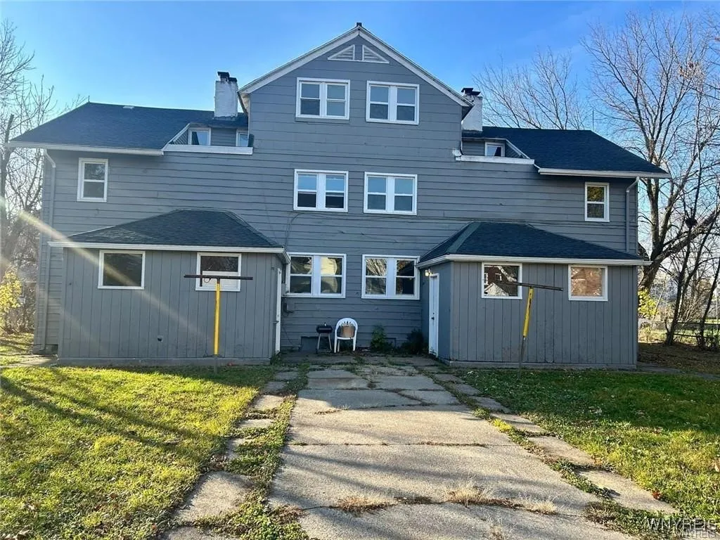 527 24th Street 533, Niagara Falls, New York 14301, Niagara Falls, New York 14301, 2 Bedrooms Bedrooms, 5 Rooms Rooms,1 BathroomBathrooms,Residential Lease,For Rent,527 24th Street 533, Niagara Falls, New York 14301,B1621740