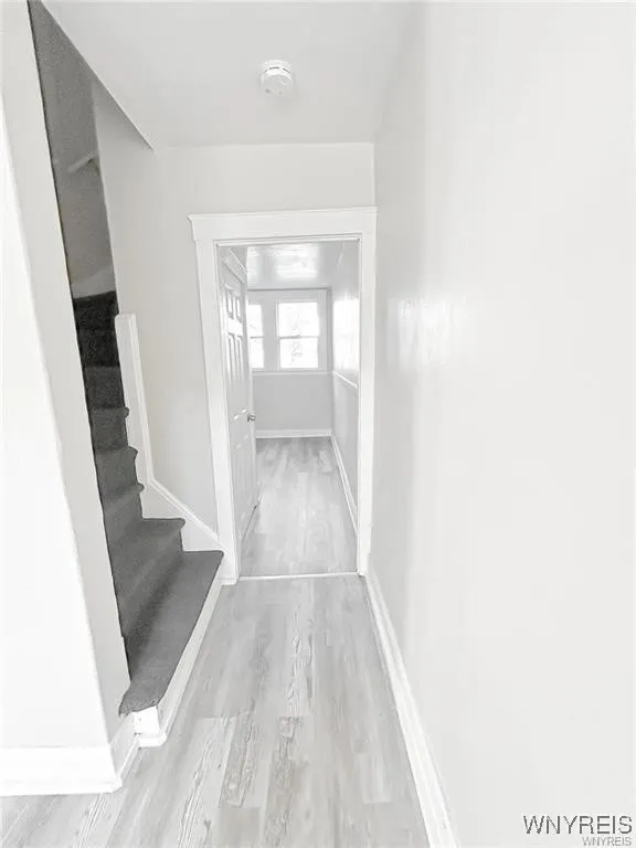 527 24th Street 533, Niagara Falls, New York 14301, Niagara Falls, New York 14301, 2 Bedrooms Bedrooms, 5 Rooms Rooms,1 BathroomBathrooms,Residential Lease,For Rent,527 24th Street 533, Niagara Falls, New York 14301,B1621740