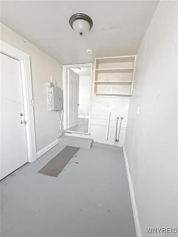 527 24th Street 529, Niagara Falls, New York 14301, Niagara Falls, New York 14301, 4 Bedrooms Bedrooms, 7 Rooms Rooms,1 BathroomBathrooms,Residential Lease,For Rent,527 24th Street 529, Niagara Falls, New York 14301,B1621741