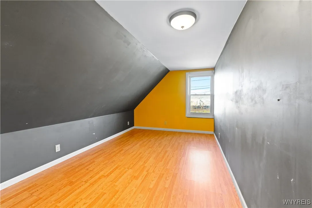2275 Broadway Street, Cheektowaga, New York 14212, Cheektowaga, New York 14212, 3 Bedrooms Bedrooms, 5 Rooms Rooms,1 BathroomBathrooms,Residential,For Sale,2275 Broadway Street, Cheektowaga, New York 14212,B1621615