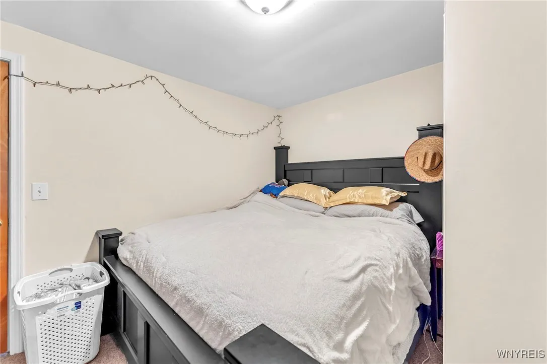 11 7th Avenue, North Tonawanda, New York 14120, North Tonawanda, New York 14120, 4 Bedrooms Bedrooms, ,2 BathroomsBathrooms,Residential,For Sale,11 7th Avenue, North Tonawanda, New York 14120,B1621795