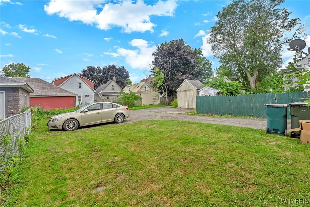 11 7th Avenue, North Tonawanda, New York 14120, North Tonawanda, New York 14120, 4 Bedrooms Bedrooms, ,2 BathroomsBathrooms,Residential,For Sale,11 7th Avenue, North Tonawanda, New York 14120,B1621795