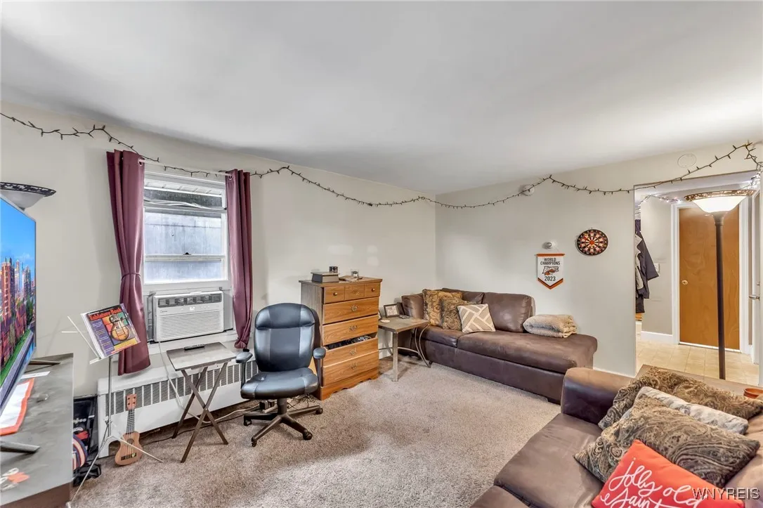 11 7th Avenue, North Tonawanda, New York 14120, North Tonawanda, New York 14120, 4 Bedrooms Bedrooms, ,2 BathroomsBathrooms,Residential,For Sale,11 7th Avenue, North Tonawanda, New York 14120,B1621795