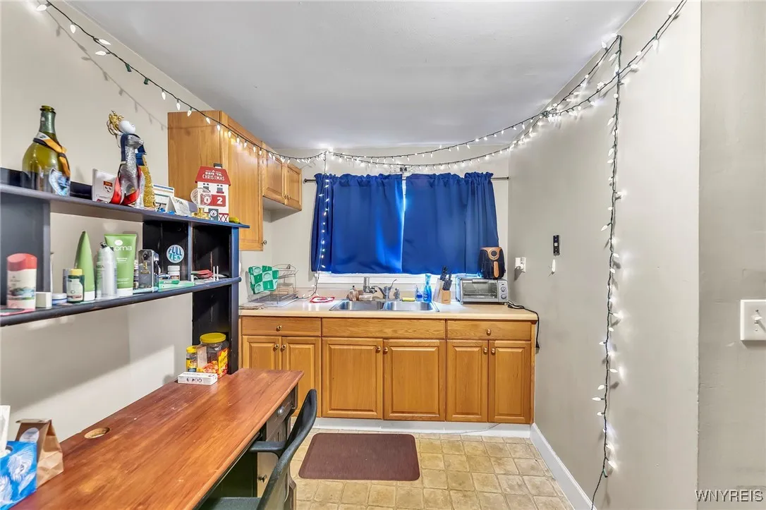 11 7th Avenue, North Tonawanda, New York 14120, North Tonawanda, New York 14120, 4 Bedrooms Bedrooms, ,2 BathroomsBathrooms,Residential,For Sale,11 7th Avenue, North Tonawanda, New York 14120,B1621795