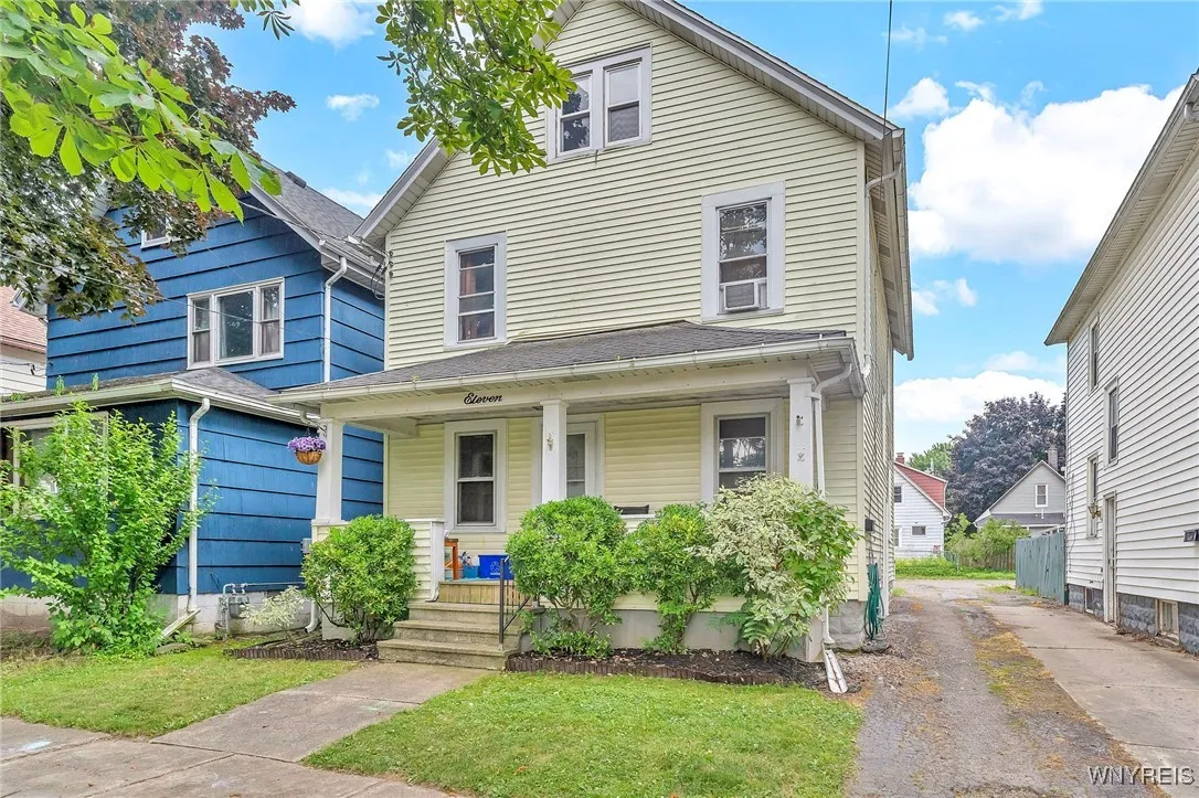 11 7th Avenue, North Tonawanda, New York 14120, North Tonawanda, New York 14120, 4 Bedrooms Bedrooms, ,2 BathroomsBathrooms,Residential,For Sale,11 7th Avenue, North Tonawanda, New York 14120,B1621795