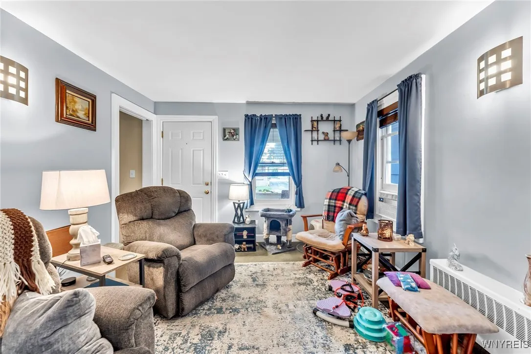 11 7th Avenue, North Tonawanda, New York 14120, North Tonawanda, New York 14120, 4 Bedrooms Bedrooms, ,2 BathroomsBathrooms,Residential,For Sale,11 7th Avenue, North Tonawanda, New York 14120,B1621795