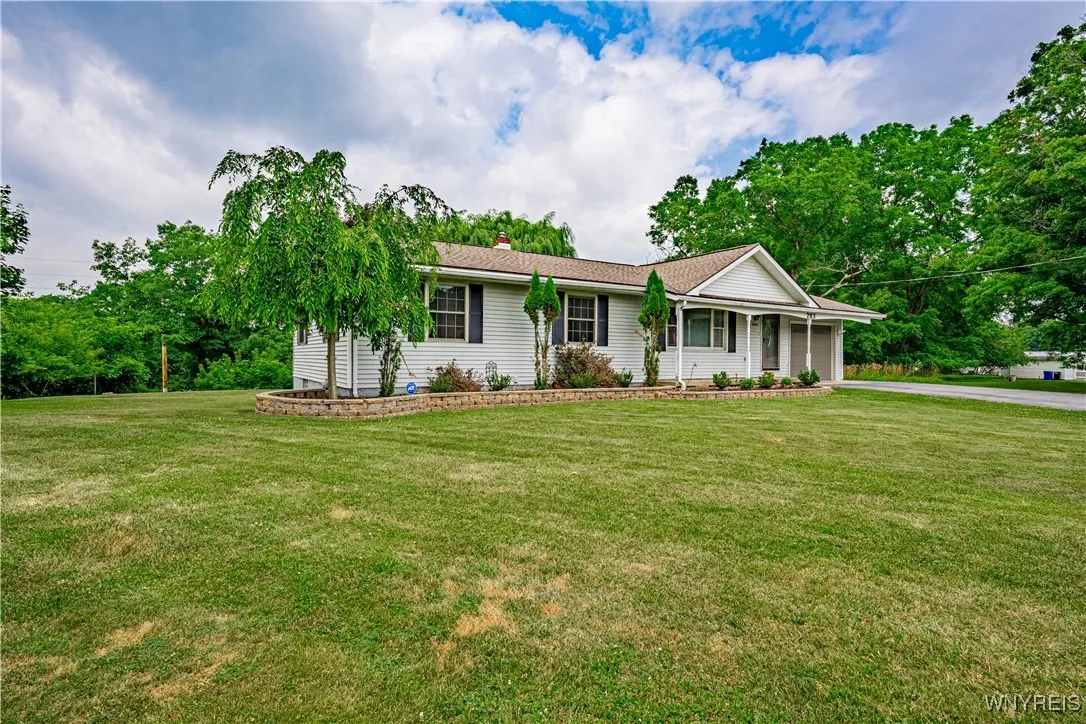 283 Erin Road, Ridgeway, New York 14103, Ridgeway, New York 14103, 3 Bedrooms Bedrooms, 6 Rooms Rooms,1 BathroomBathrooms,Residential,For Sale,283 Erin Road, Ridgeway, New York 14103,B1621587