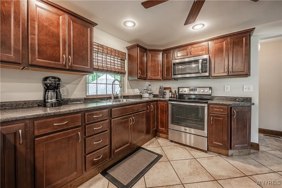 283 Erin Road, Ridgeway, New York 14103, Ridgeway, New York 14103, 3 Bedrooms Bedrooms, 6 Rooms Rooms,1 BathroomBathrooms,Residential,For Sale,283 Erin Road, Ridgeway, New York 14103,B1621587