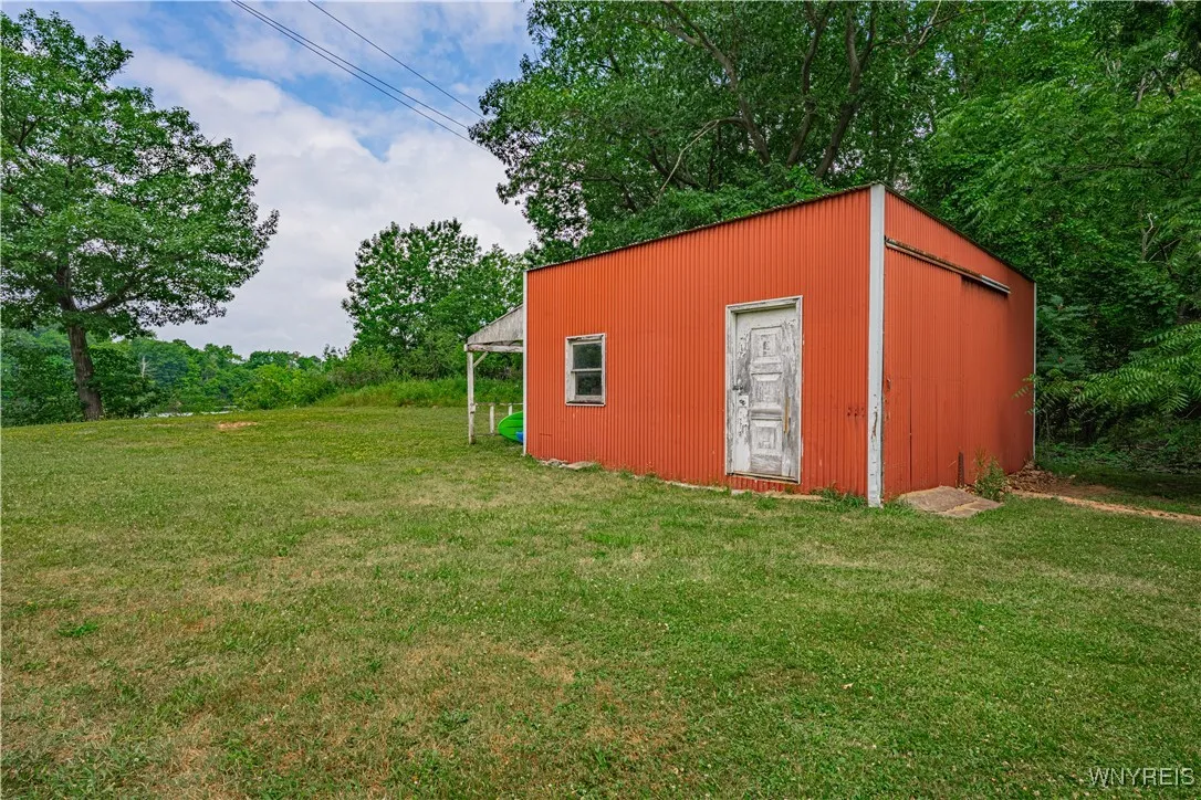283 Erin Road, Ridgeway, New York 14103, Ridgeway, New York 14103, 3 Bedrooms Bedrooms, 6 Rooms Rooms,1 BathroomBathrooms,Residential,For Sale,283 Erin Road, Ridgeway, New York 14103,B1621587