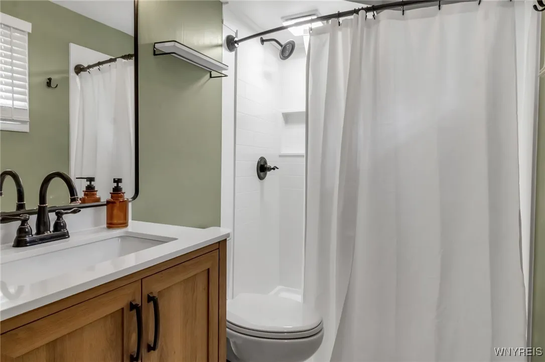 65 Sweet Briar Road, Tonawanda, New York 14150, Tonawanda, New York 14150, 3 Bedrooms Bedrooms, 9 Rooms Rooms,2 BathroomsBathrooms,Residential,For Sale,65 Sweet Briar Road, Tonawanda, New York 14150,B1621541