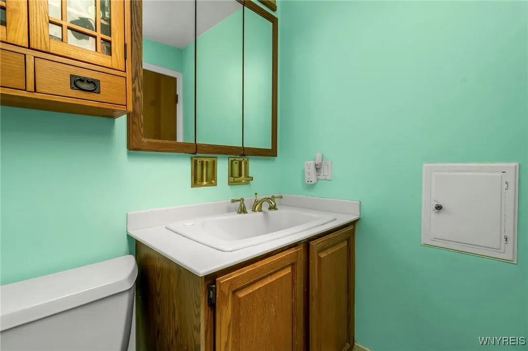 65 Sweet Briar Road, Tonawanda, New York 14150, Tonawanda, New York 14150, 3 Bedrooms Bedrooms, 9 Rooms Rooms,2 BathroomsBathrooms,Residential,For Sale,65 Sweet Briar Road, Tonawanda, New York 14150,B1621541