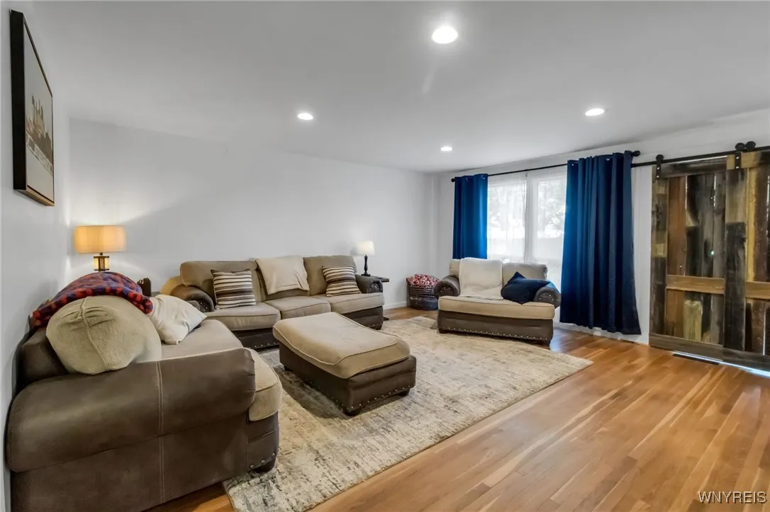 65 Sweet Briar Road, Tonawanda, New York 14150, Tonawanda, New York 14150, 3 Bedrooms Bedrooms, 9 Rooms Rooms,2 BathroomsBathrooms,Residential,For Sale,65 Sweet Briar Road, Tonawanda, New York 14150,B1621541