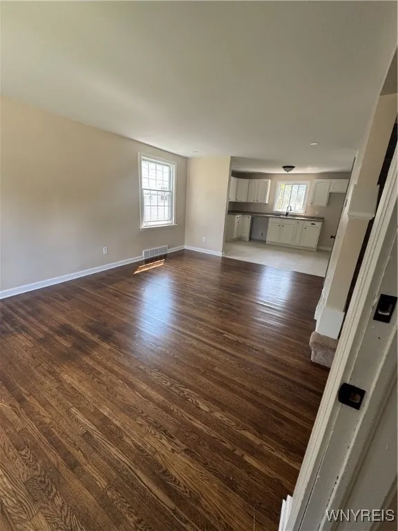 129 Brookside Drive, West Seneca, New York 14220, West Seneca, New York 14220, 4 Bedrooms Bedrooms, ,2 BathroomsBathrooms,Residential,For Sale,129 Brookside Drive, West Seneca, New York 14220,B1621910